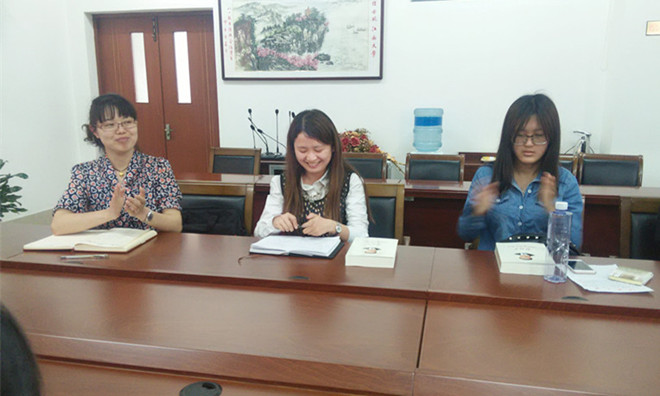 乐鱼leyu(中国)2013学生党支部召开“两学一做”理论学习交流会