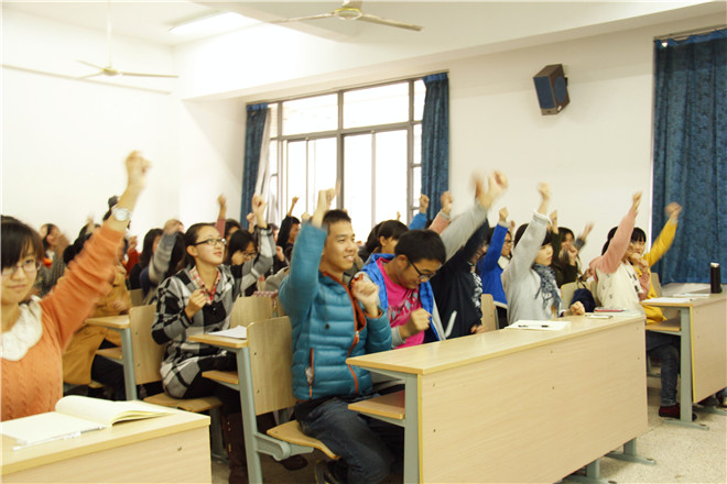 乐鱼leyu(中国)形势与政策课之大学生反腐倡廉教育